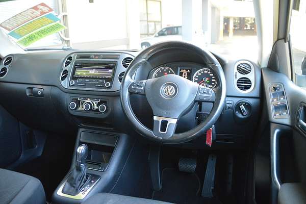 2011 Volkswagen Tiguan 132TSI 5N