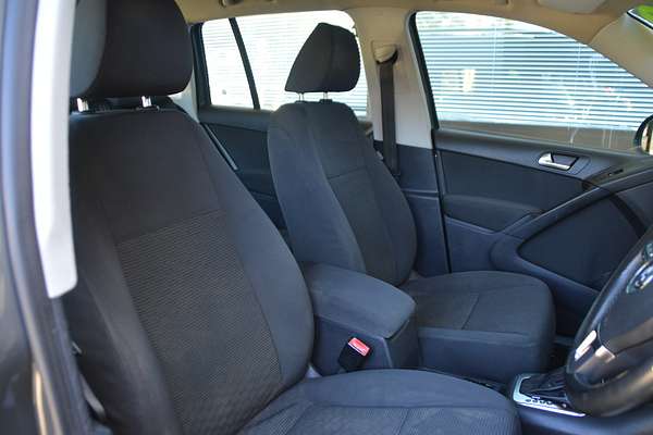 2011 Volkswagen Tiguan 132TSI 5N