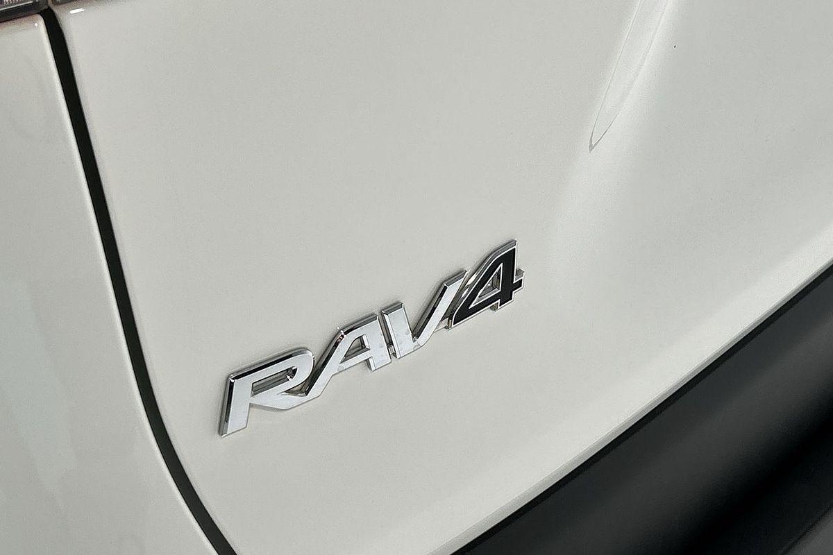 2020 Toyota RAV4 GX AXAH54R