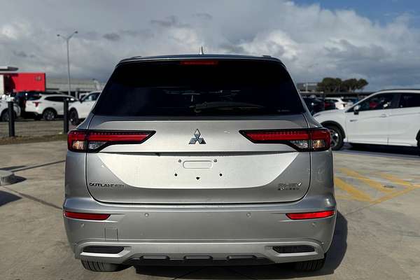 2022 Mitsubishi Outlander PHEV Exceed ZM
