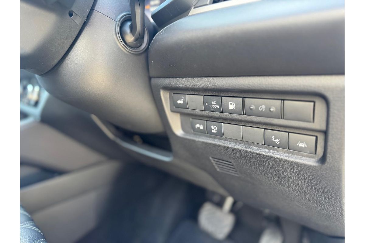 2022 Mitsubishi Outlander PHEV Exceed ZM