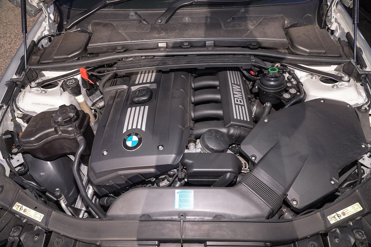 2007 BMW 3 Series 325i E92