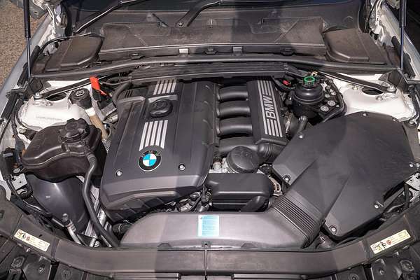 2007 BMW 3 Series 325i E92