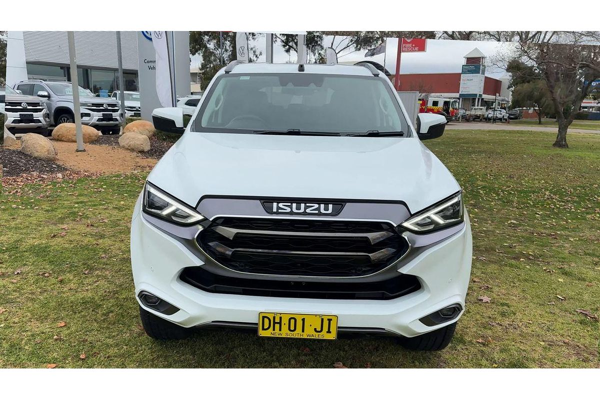 2023 Isuzu MU-X LS-T