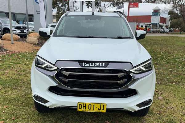 2023 Isuzu MU-X LS-T
