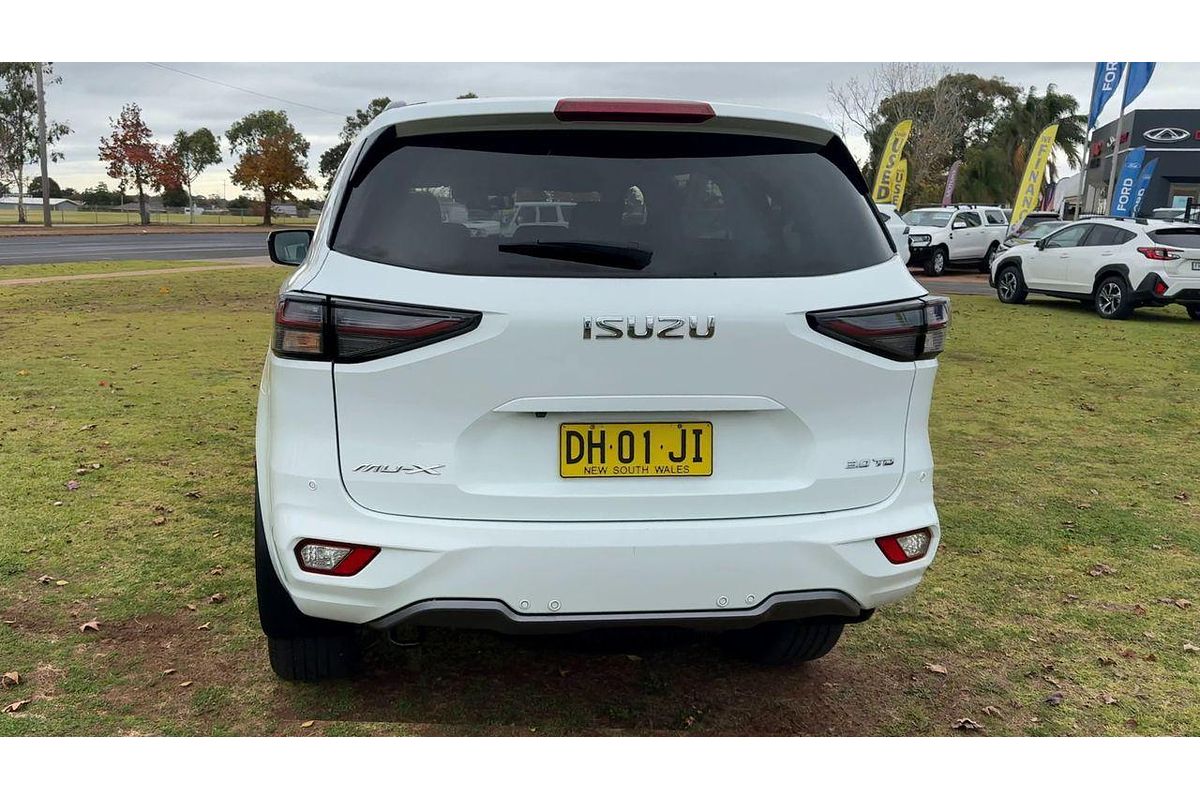 2023 Isuzu MU-X LS-T