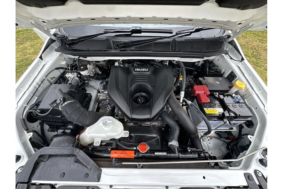 2023 Isuzu MU-X LS-T