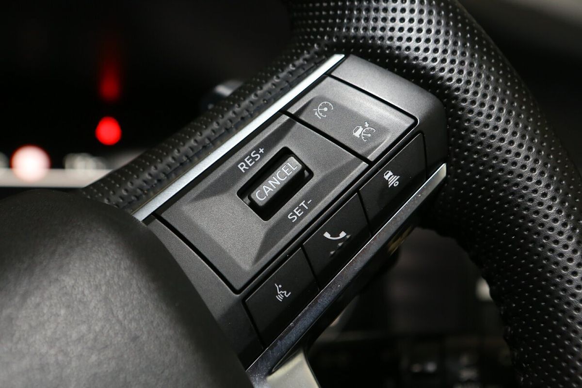 2024 Mitsubishi Outlander LS ZM