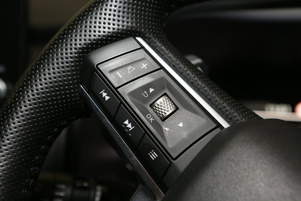 2024 Mitsubishi Outlander LS ZM