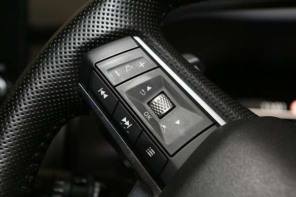 2024 Mitsubishi Outlander LS ZM