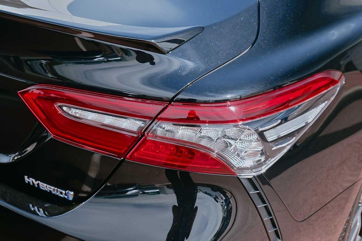 2024 Toyota Camry SL AXVH70R