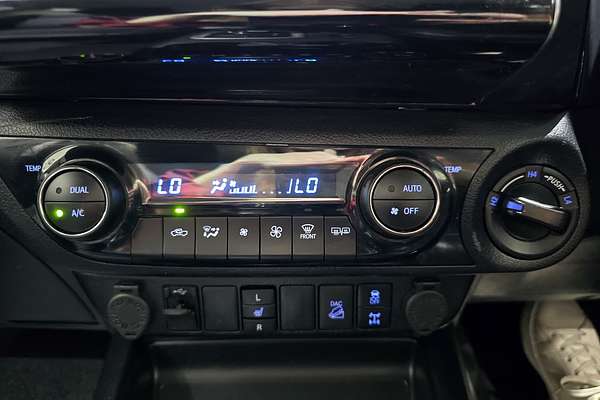 2022 Toyota Hilux Hilux 4x4 SR5 2.8L T Diesel Automatic Double Cab GUN126R 4X4