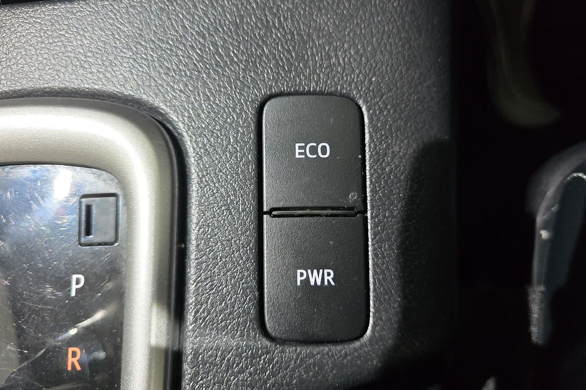 2022 Toyota Hilux Hilux 4x4 SR5 2.8L T Diesel Automatic Double Cab GUN126R 4X4