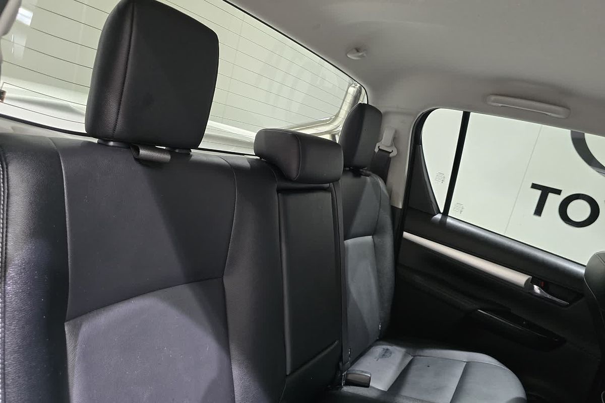 2022 Toyota Hilux Hilux 4x4 SR5 2.8L T Diesel Automatic Double Cab GUN126R 4X4