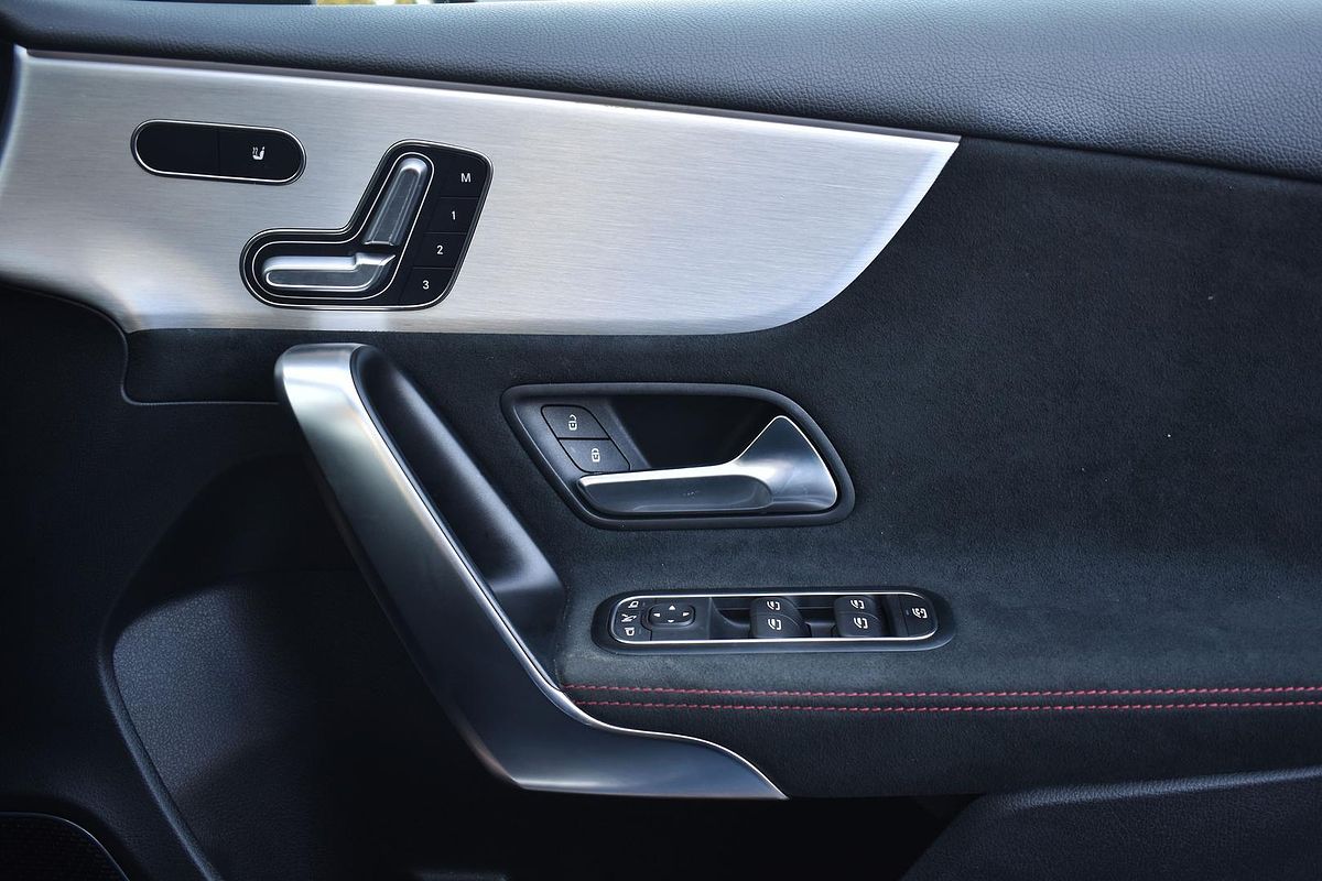 2021 Mercedes-Benz A-Class A250 W177