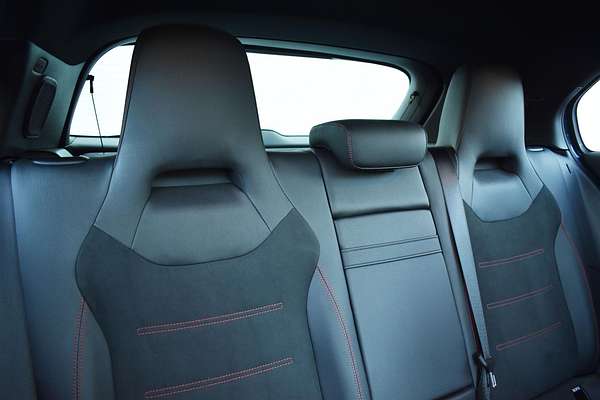 2021 Mercedes-Benz A-Class A250 W177