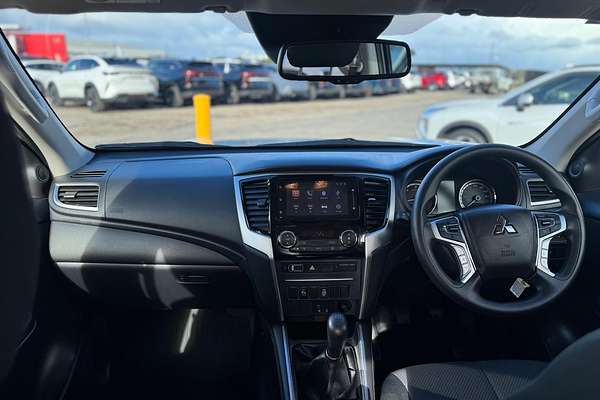 2023 Mitsubishi Triton GLX+ MR 4X4