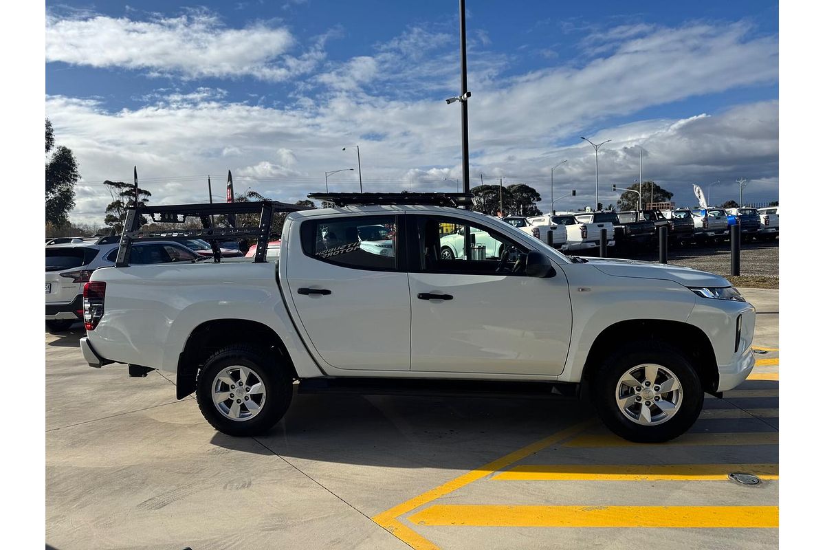2023 Mitsubishi Triton GLX+ MR 4X4