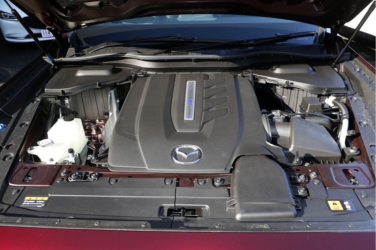 2025 Mazda CX-80 P50e Azami KL