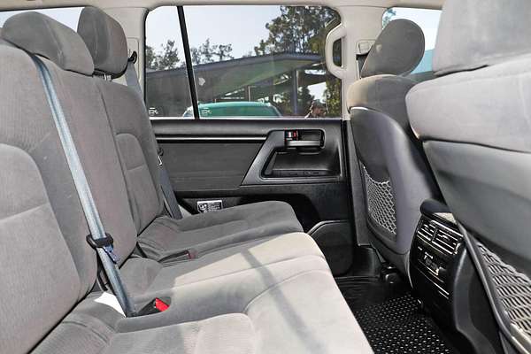 2015 Toyota Landcruiser GXL VDJ200R