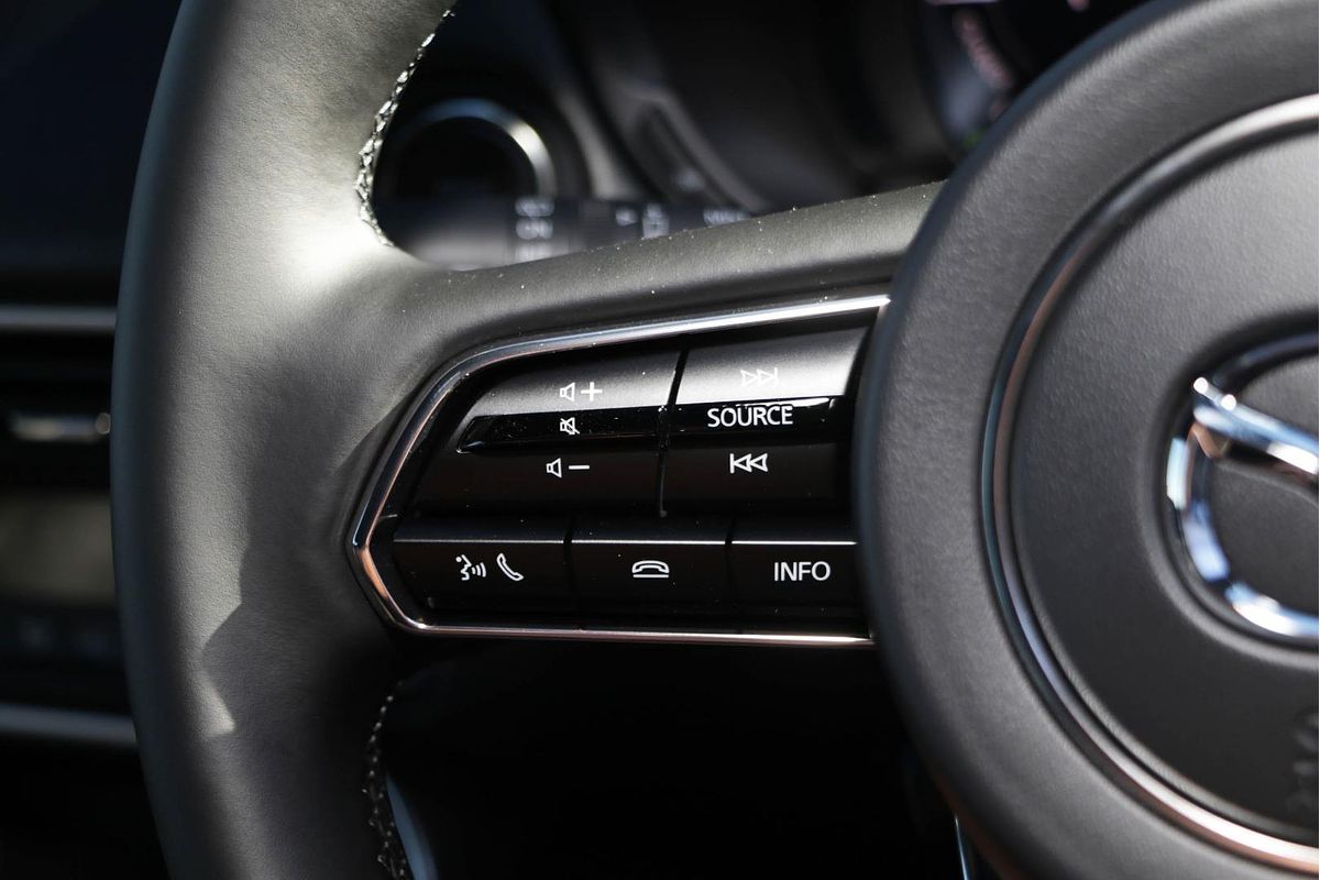2025 Mazda CX-80 P50e Azami KL
