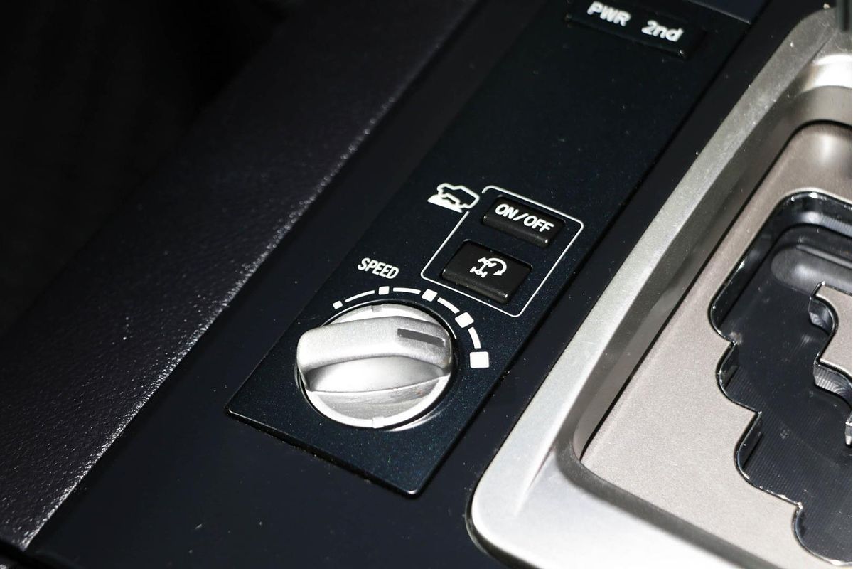 2015 Toyota Landcruiser GXL VDJ200R