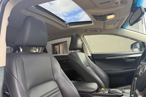 2016 Lexus NX NX200t Luxury AGZ10R