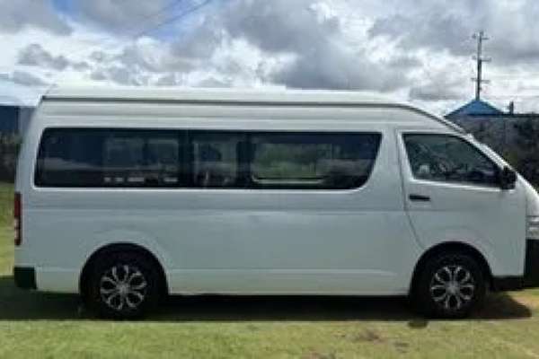 2011 Toyota Hiace Commuter TRH223R MY11 Upgrade