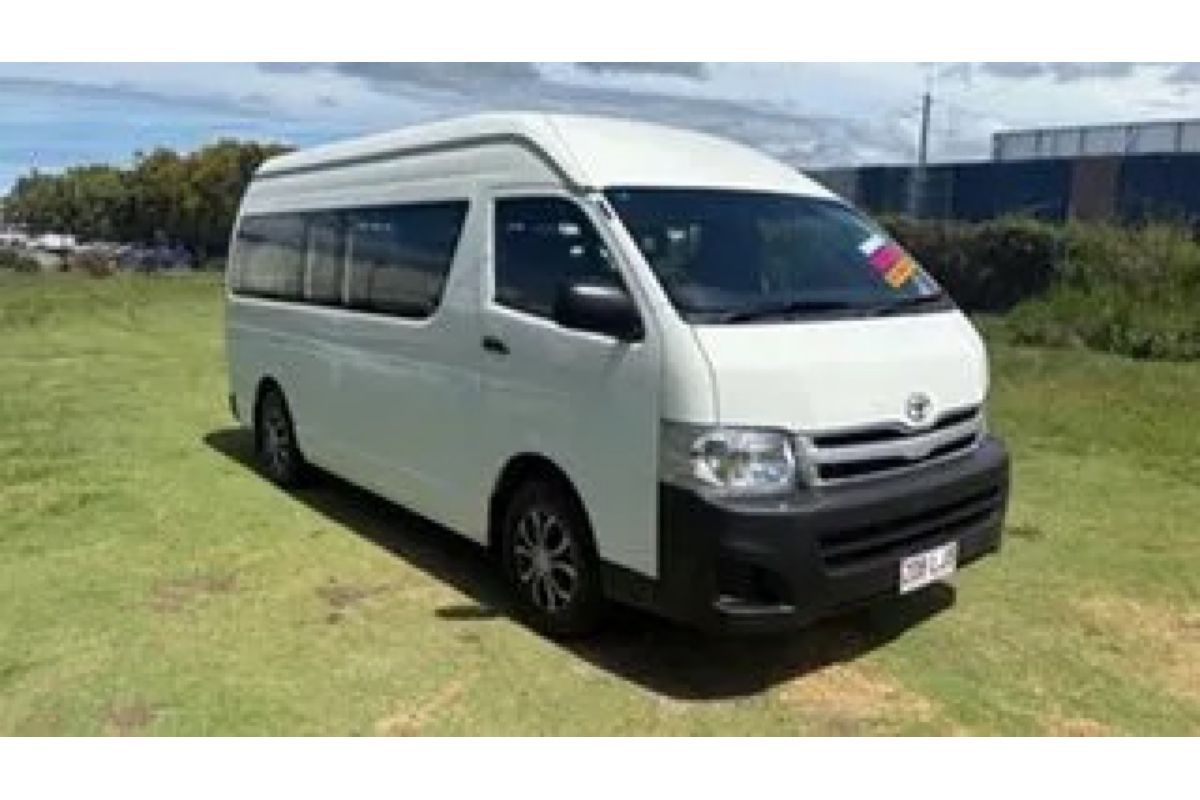2011 Toyota Hiace Commuter TRH223R MY11 Upgrade