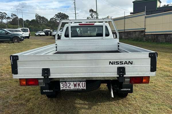 2016 Nissan Navara DX NP300 D23 Rear Wheel Drive