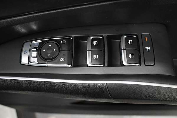 2023 Kia Sorento Sport MQ4