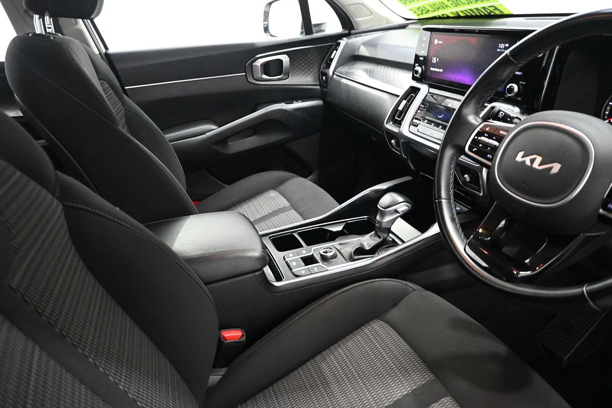 2023 Kia Sorento Sport MQ4