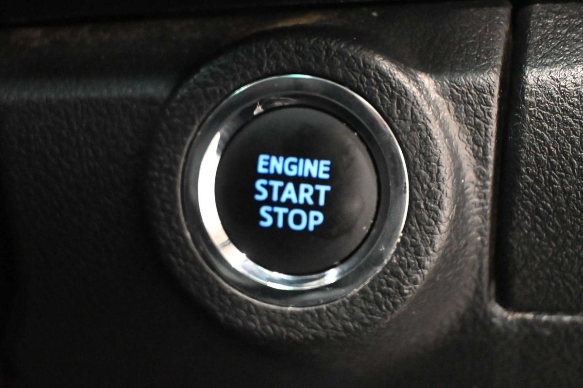 2018 Toyota Hilux SR5 GUN126R 4X4