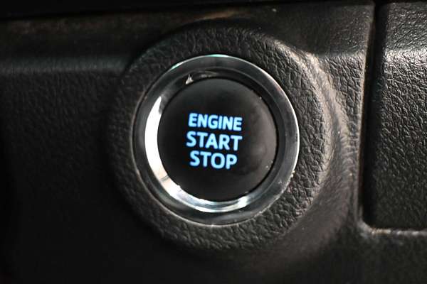 2018 Toyota Hilux SR5 GUN126R 4X4