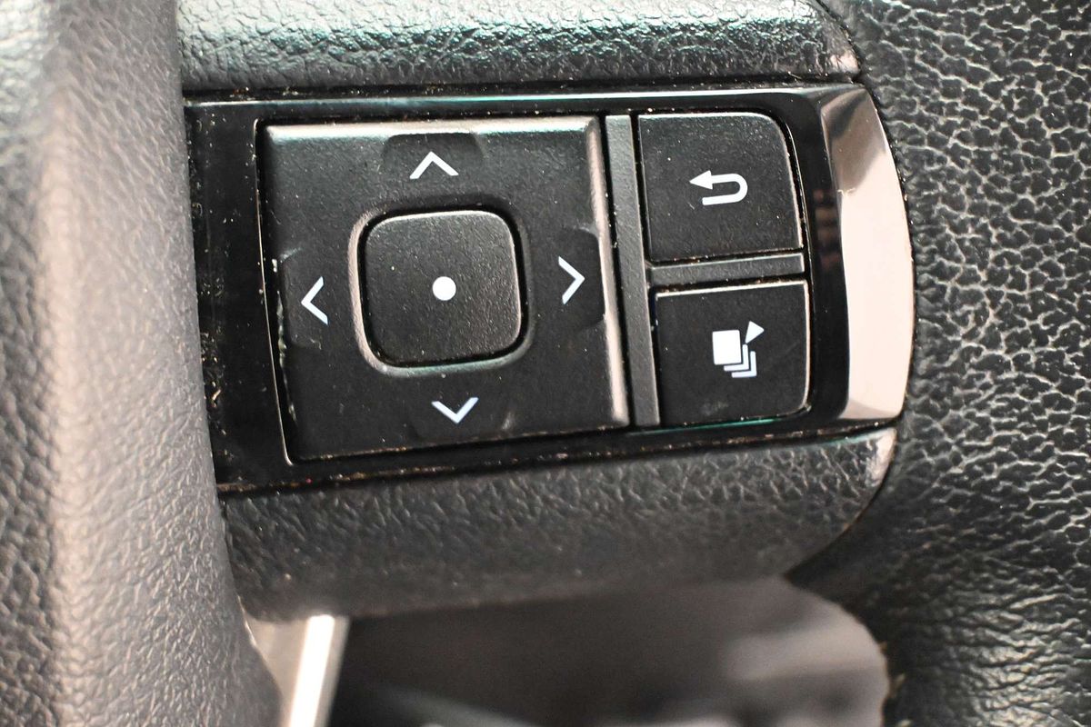 2018 Toyota Hilux SR5 GUN126R 4X4