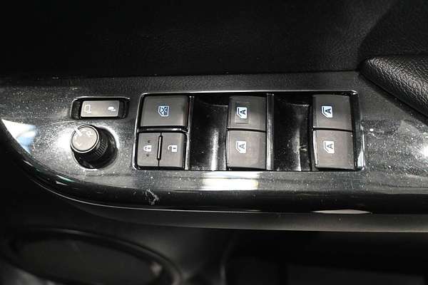 2018 Toyota Hilux SR5 GUN126R 4X4
