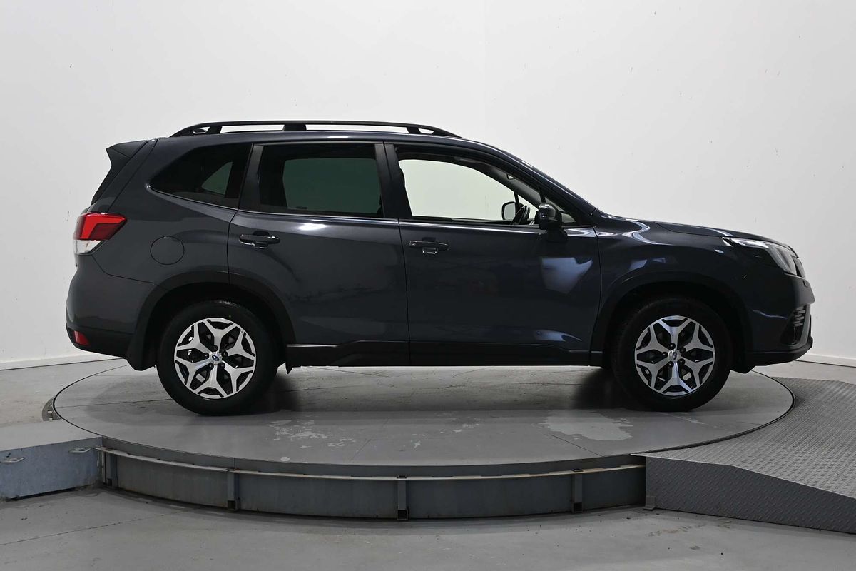 2023 Subaru Forester 2.5i S5