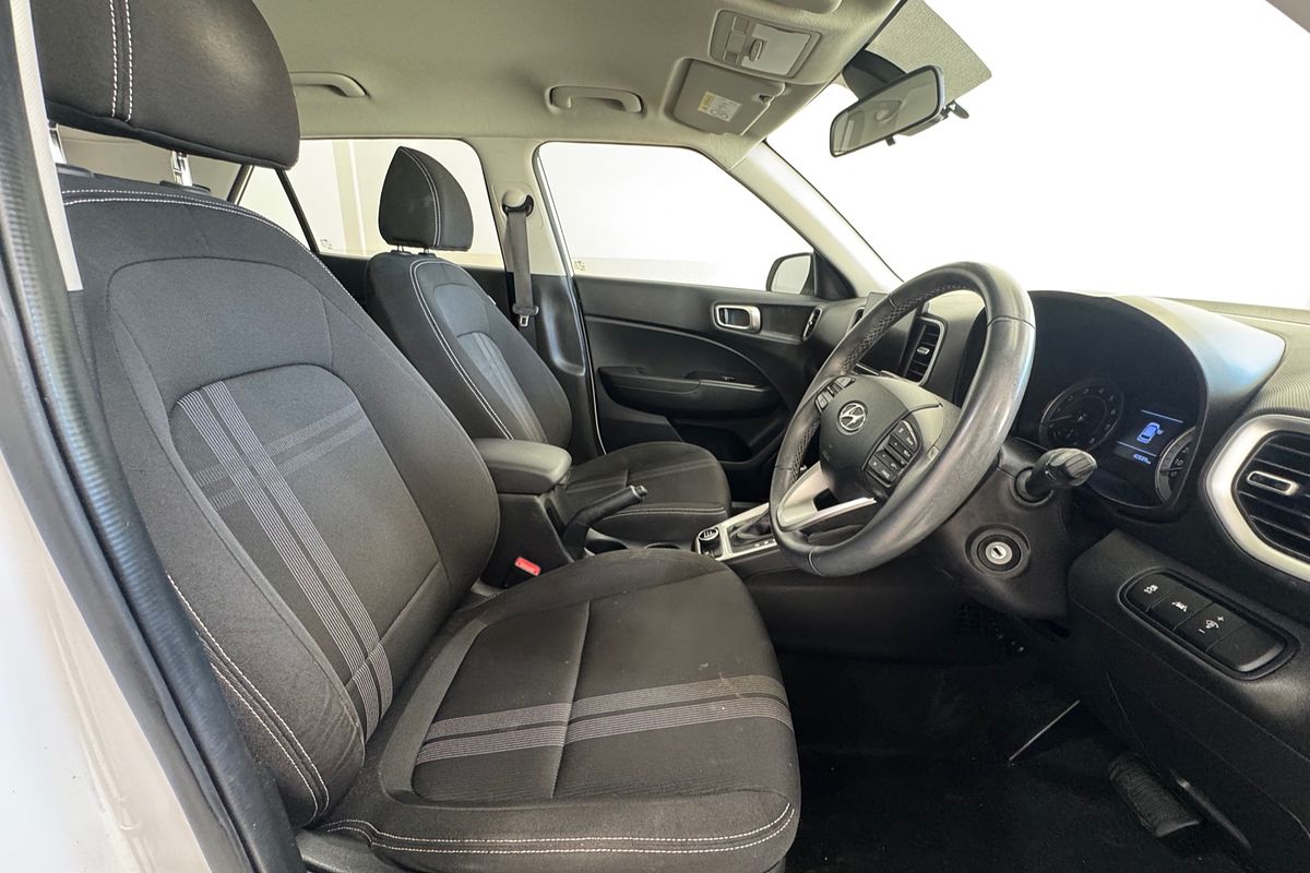 2020 Hyundai Venue Active QX.2