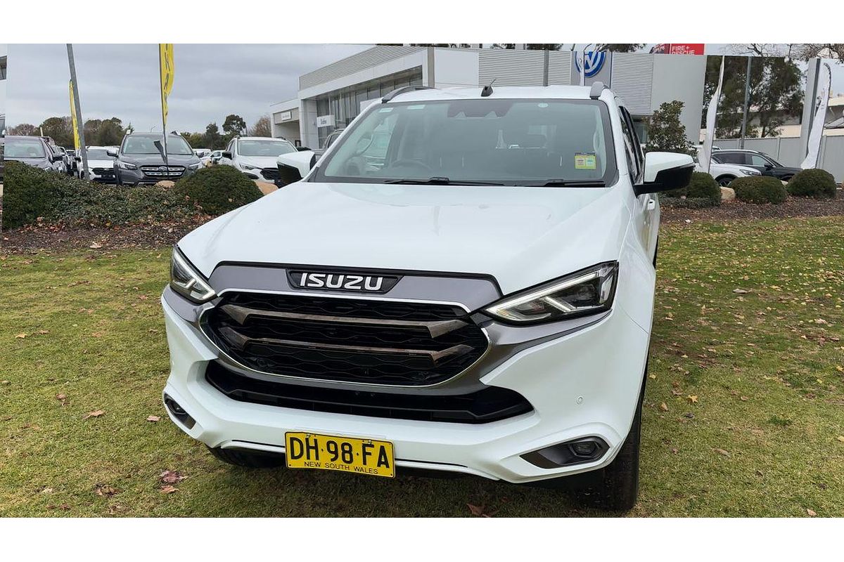 2023 Isuzu MU-X LS-T