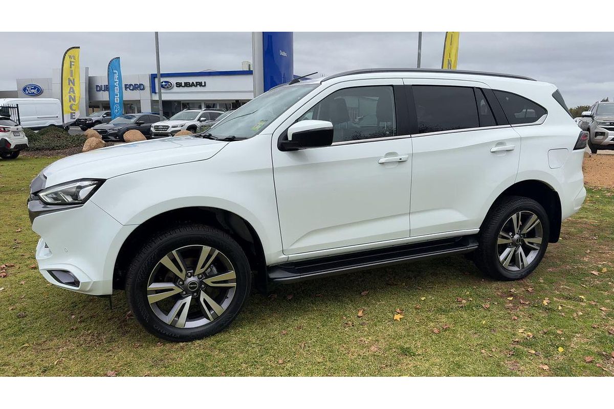 2023 Isuzu MU-X LS-T