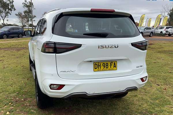2023 Isuzu MU-X LS-T
