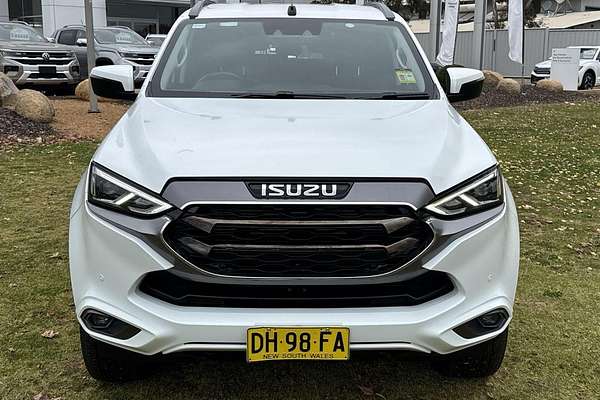 2023 Isuzu MU-X LS-T