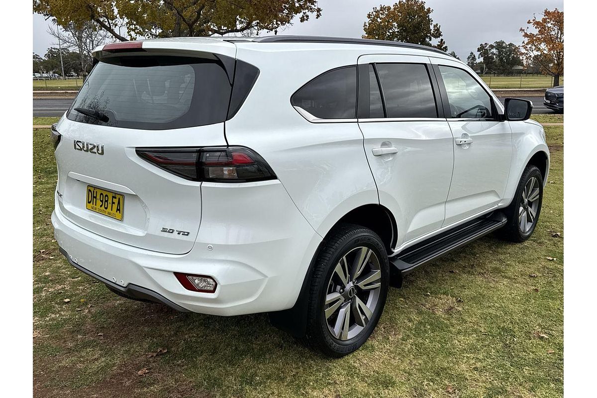 2023 Isuzu MU-X LS-T