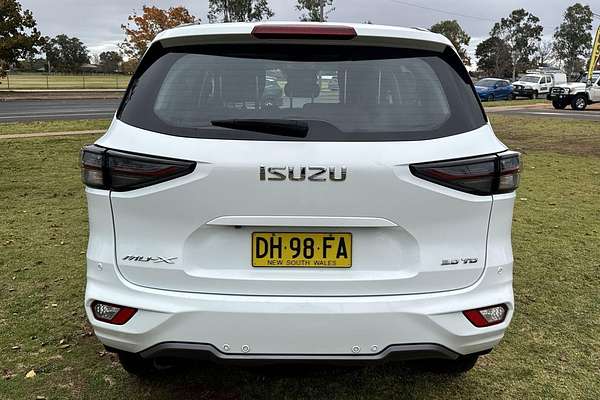 2023 Isuzu MU-X LS-T