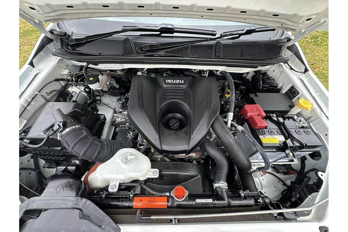 2023 Isuzu MU-X LS-T
