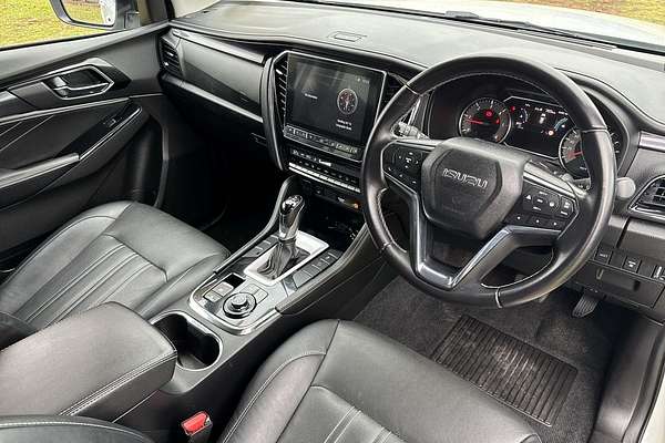2023 Isuzu MU-X LS-T