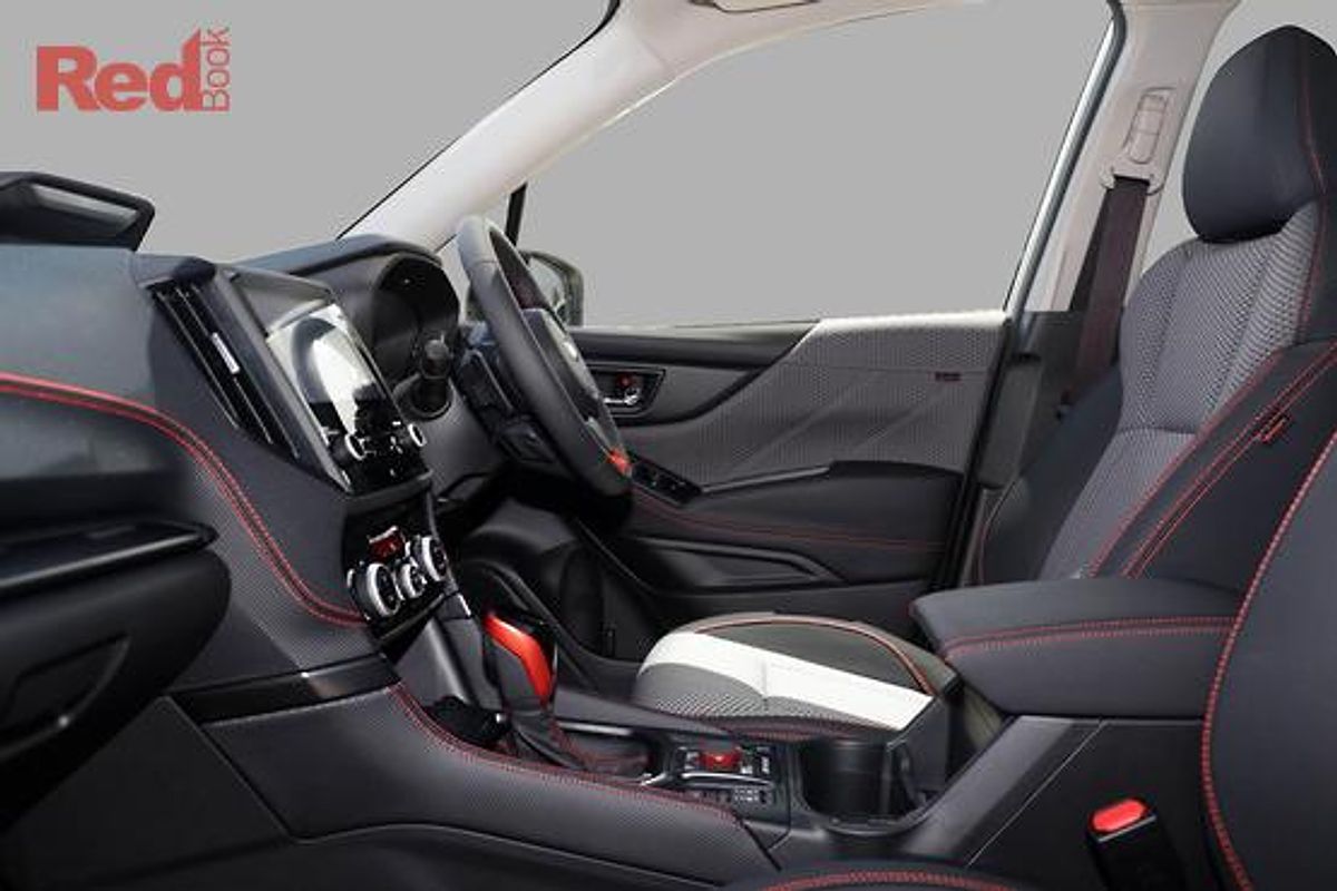 2025 Subaru Forester 2.5i Sport S5