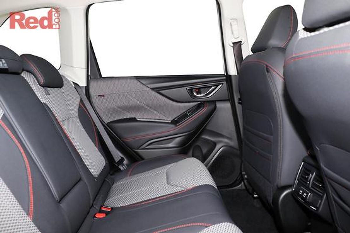 2025 Subaru Forester 2.5i Sport S5