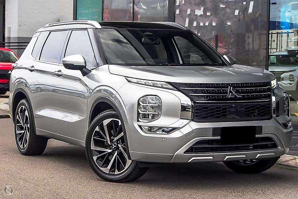 2025 Mitsubishi Outlander Exceed Tourer ZM