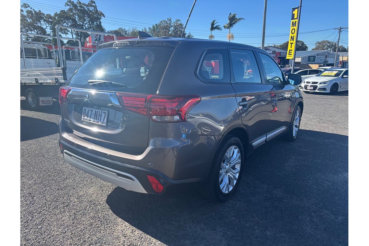 2021 Mitsubishi OUTLANDER ES ZL